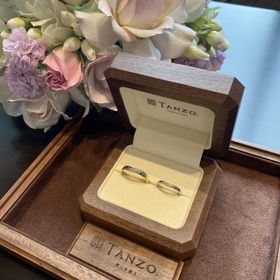 【TANZO.(鍛造指輪)の口コミ】 指輪のデザインでダイヤの輝きと、スターダストの輝きでキラキラした指輪…