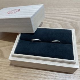 【出雲結(いずもゆい)の口コミ】 ダイヤなしで、シンプルで少しデザイン性もあるような指輪を探していまし…