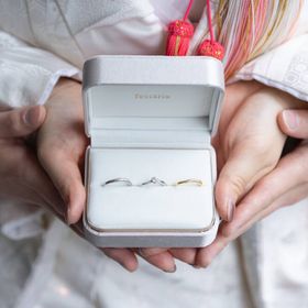 【festaria bijou SOPHIA(フェスタリア ビジュソフィア)の口コミ】 私の指がスポーツをやっていて太めなので長く見える指輪が欲しかった。ペ…