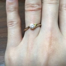 【杢目金屋(もくめがねや)の口コミ】 木目の入っているリングは他では無く、珍しいデザインだったので、興味が…