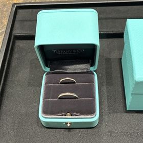 【ティファニー(Tiffany & Co.)の口コミ】 全周にミルグレインが施されているので、関節が太く指の付け根で回ってし…