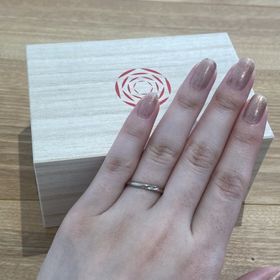 【出雲結(いずもゆい)の口コミ】 シンプルながらキレイなデザインが気に入っています。細すぎず太すぎず、…