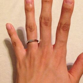 【ブシュロン(BOUCHERON)の口コミ】 まず、見たことのないデザインだったこと。それから、ブランドも、超有名…