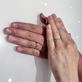 【俄(にわか)の口コミ】 個性的で男性も女性もとても存在感ある。日本の京都のブランドでメイドイ…