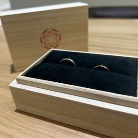 【出雲結(いずもゆい)の口コミ】 シンプルで着け心地がとても良いです。男性も日常的に着用しやすいと思い…