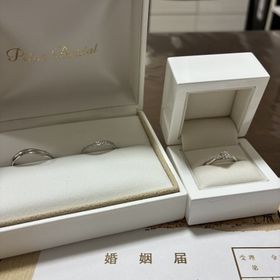 【PILOT BRIDAL(パイロットブライダル)の口コミ】 婚約指輪を先に選んでいたので、それに合うものを探していました。
ブラン…