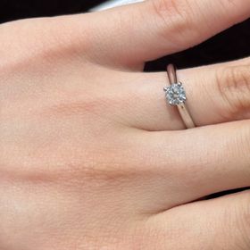 【カルティエ(Cartier)の口コミ】 NANAが好きなので、こちらの指輪に憧れがありました。
他のブランドのもの…