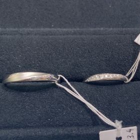 【ヴァンドーム青山(VENDOME AOYAMA)の口コミ】 店員さんにカーブが入ったようなデザインが似合うと勧められ、その中でも…