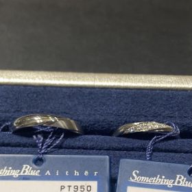 【Something Blue Aither(サムシングブルー・アイテール)の口コミ】 シンプルでデザイン性があり、店舗の中で1番好みに近いものでした。これが…