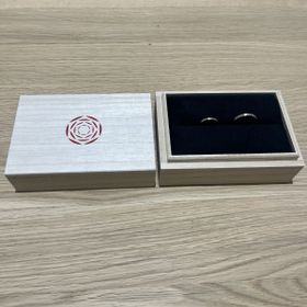 【出雲結(いずもゆい)の口コミ】 シンプルかつ下品さの無いデザインですが、存在感があり付けていて満足度…