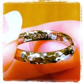 【ケイウノ ブライダル(K.UNO BRIDAL)の口コミ】 私は写真の丸みを帯びたもの。旦那は少しかくばった男の人らしいものにし…