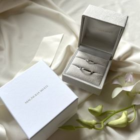 【MAGNOLIA WHITE JEWELRY(マグノリアホワイトジュエリー)】の口コミ シンプルで着け心地が良い、飽きない！
男性でもそこまで目立つデザインで...