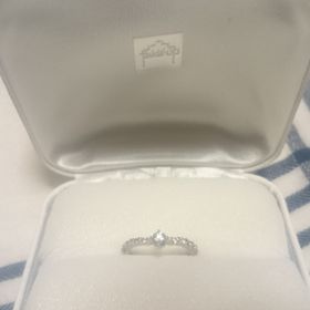 【TAKE-UP(テイクアップ)の口コミ】 一番の決め手はデザインのかわいさです。細くて華奢なリングがほしかった…