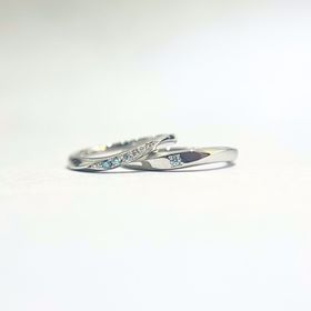 【CAFERING(カフェリング)の口コミ】 派手すぎずシンプルすぎずちょうど良くて可愛い。
アイスブルーダイヤがき…