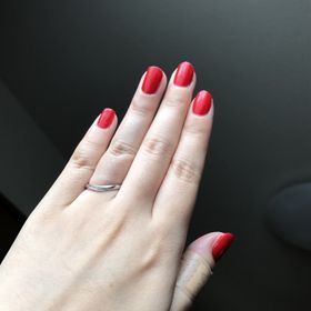 【銀座ダイヤモンドシライシの口コミ】 私の指は太くて短いのがコンプレックスです。なので結婚指輪を買う以前か…