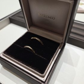 【アイプリモ(I-PRIMO)の口コミ】 女性用はダイヤモンドが細かく斜めに入っていてどこからみても綺麗。華奢…