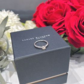 【ラザール ダイヤモンド(LAZARE DIAMOND)の口コミ】 シンプルで可愛い指輪を探しており、一目惚れしました。ダイヤの綺麗さが…