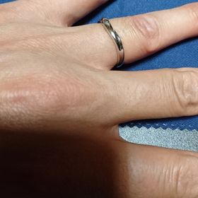 【銀座ダイヤモンドシライシの口コミ】 V型のマリッジリングが希望だったため、Be there for Uとこのプロミティア…