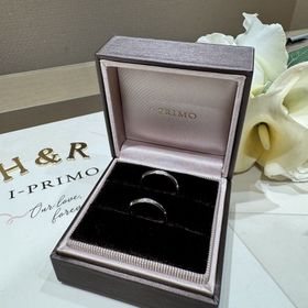 【アイプリモ(I-PRIMO)の口コミ】 派手なものが好きではないのでシンプルなものを求めていたのですが、ユリ…