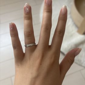 【ROYAL ASSCHER(ロイヤル・アッシャー)の口コミ】 とにかく見た目が可愛いで決めました。シンプルなものと迷いましたが、た…