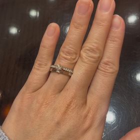 【ケイウノ ブライダル(K.UNO BRIDAL)の口コミ】 4軒目に伺い、フルオーダーで自分たちらしくデザインできる豊富なオプショ…