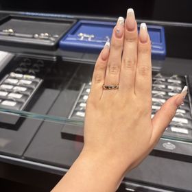 【エクセルコダイヤモンド(EXELCO DIAMOND)の口コミ】 デザインが本当にきれいで、細かい部分まで丁寧に作られていて、見ている…