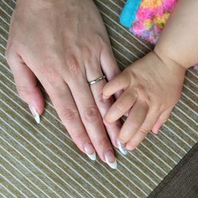 【ギンザタナカブライダル(GINZA TANAKA BRIDAL)の口コミ】 シンプルでつけ心地がいいものを探しておりました。当初は、カルティエや…