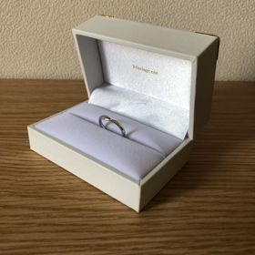 【Mariage ent(マリアージュエント)の口コミ】 シンプルなデザインで飽きがこない。
素材はメンテナンスが楽でアレルギー…