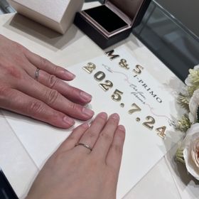 【アイプリモ(I-PRIMO)の口コミ】 デザインが曲線になっているため、女性は指が細見えし、男性は綺麗に見え…