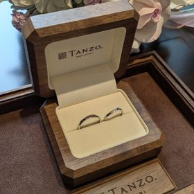 【TANZO.(鍛造指輪)の口コミ】 入籍指輪でサイズ感を確認できたのがとても良かったです！
また鍛造製法と…
