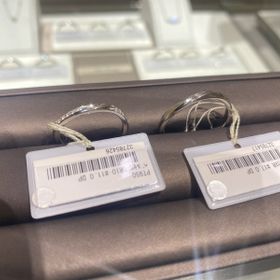 【アイプリモ(I-PRIMO)の口コミ】 婚約指輪と合わせて結婚指輪を考えました。
ウェーブになっていて指輪の幅…