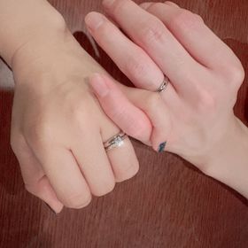 【ケイウノ ブライダル(K.UNO BRIDAL)の口コミ】 細部まで凝って自分たちでデザインしたものを形にしてもらいました。内側…