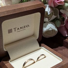 【TANZO.(鍛造指輪)の口コミ】 入れたいと思っていた模様(月桂樹、つや消しマット、少し光るタイプのマッ…