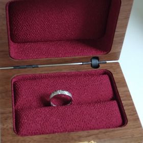 【MIORING(ミオリング)】の口コミ せっかく購入するのであればあまり他と被らないものをと指輪探しをしており...