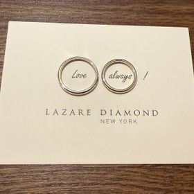 【ラザール ダイヤモンド(LAZARE DIAMOND)の口コミ】 シンプルなデザインだけど、ダイヤがたくさんついていてとってもかわいい…