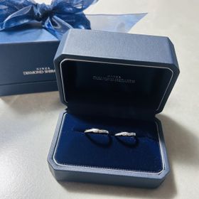 【銀座ダイヤモンドシライシの口コミ】 デザインが素晴らしい。
シンプルさにワンポイントで、マットを施して個性…