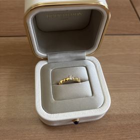 【ブシュロン(BOUCHERON)】の口コミ ダイヤモンドを当社のサイズより少し大きいものを選びました。ギザギザした...
