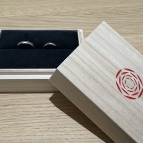 【出雲結(いずもゆい)の口コミ】 意味合いが込められている素敵なデザインで、加工もとても綺麗です。着け…