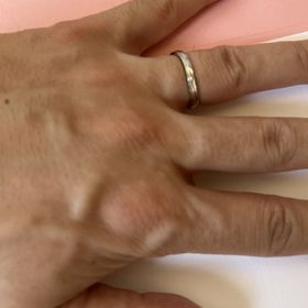 【アイプリモ(I-PRIMO)の口コミ】 指輪のデザインは妻のきぼつにそえればなあと思っていましたがなかなか見…