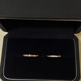 【銀座ダイヤモンドシライシの口コミ】 私が選んだ指輪は他店にも似たようなデザインがありましたが、ダイヤの光…