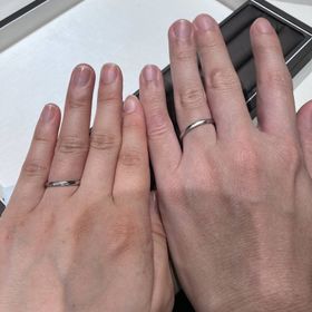 【アイプリモ(I-PRIMO)の口コミ】 デザインが気に入りました。
婚約指輪との重ね付けをすることを考えて、重…