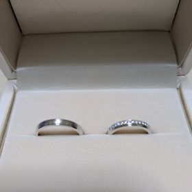 【宝寿堂(ほうじゅどう)の口コミ】 シンプルだけど、リングの加工の仕方など自分なりにこだわりました。
決め…