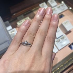 【ケイウノ ブライダル(K.UNO BRIDAL)の口コミ】 試着で一番印象的だったのは、その場でデザイナーさんが同席して、私たち…