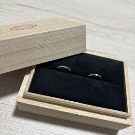 【出雲結(いずもゆい)の口コミ】 デザインがシンプルで、かつ付け心地がさいこう！旦那さんと色違いで同じ…