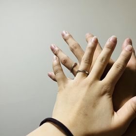 【ケイウノ ブライダル(K.UNO BRIDAL)の口コミ】 元々はシンプルでイシのついていないものを好んでいましたが、こちらのリ…