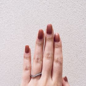 【アイプリモ(I-PRIMO)の口コミ】 　私はV字のハーフエタニティを探しており、婚約指輪との重ね付けをイメー…