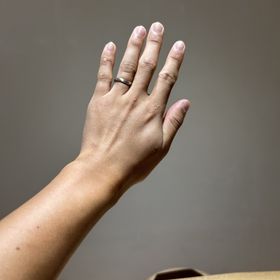 【出雲結(いずもゆい)の口コミ】 縁結というデザインを選択しました。2人の縁を表す赤い糸の様なデザインに…