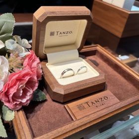 【TANZO.(鍛造指輪)の口コミ】 デザインや強度やいろいろととても良いです。スタッフの方と相談しながら…