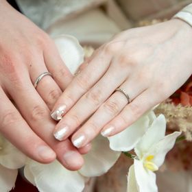 【銀座ダイヤモンドシライシの口コミ】 飽きのこない年を重ねてもずっと使えるデザインが気に入っています。2人で…