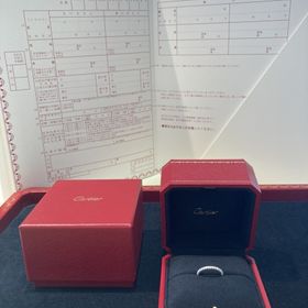 【カルティエ(Cartier)の口コミ】 エタニティリングを購入しましたが、メレダイヤでもとっても綺麗な輝きを…